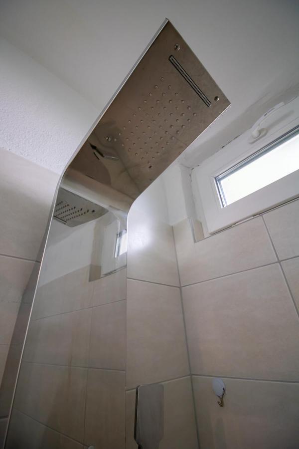 Villa M モスタル エクステリア 写真