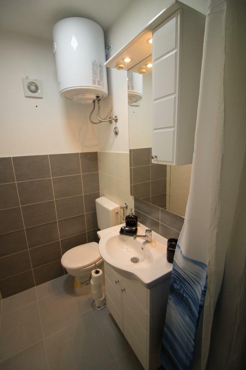 Villa M モスタル エクステリア 写真
